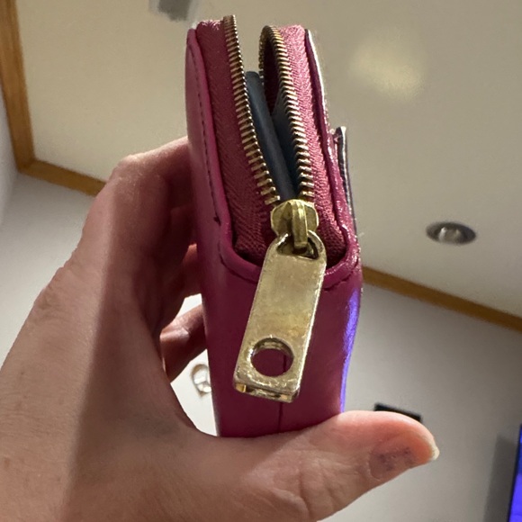 Fossil Women's Vibrant Pink Wallet - Picture 3 of 11